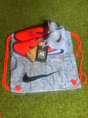 Nike Bright Red & Light Gray Soccer Cleats with Drawstring Bag